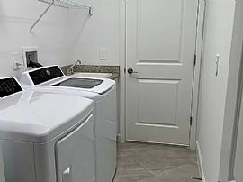 Beautiful New Home in Bradenton, FL (Photo 9 of 9)