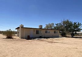 3 Bedroom 2 Bathroom House Located in Hinkley  in Hinkley, CA
