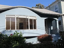 Spacious 1bd / 1ba Cottage Home - Perfect For Cal Students in Berkeley, CA
