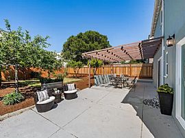 Recently Updated, Split Level Home Off Piedmont Ave. in Oakland, CA (Photo 11 of 12)