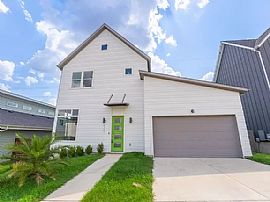 Come Tour This Unique 3 Bed 2.5 Bath Over 1900 Square Foot Home in Austin, TX