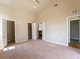 Come Tour This Unique 3 Bed 2.5 Bath Over 1900 Square Foot Home in Austin, TX (Photo 7 of 12)