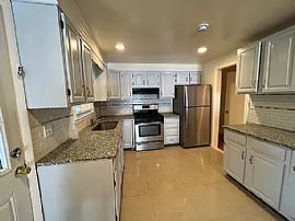 Gorgeous Quality Single Family House at Excellent Location  in New Haven, CT