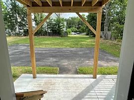 One Year Old 1st Floor 2 Bed and 1.5 Bath Home For Rent  in New Haven, CT (Photo 11 of 12)