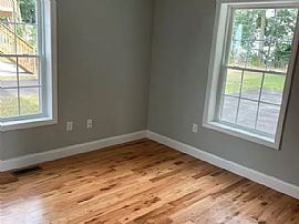 One Year Old 1st Floor 2 Bed and 1.5 Bath Home For Rent  in New Haven, CT (Photo 6 of 12)