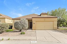 5780 E Calle Misericordia, Tucson, Az 85756 in Tucson, AZ