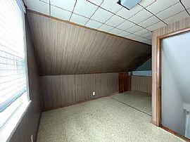 Beautiful Two/three Bedrooms Cape  in Stratford, CT (Photo 10 of 12)