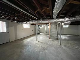 Beautiful Two/three Bedrooms Cape  in Stratford, CT (Photo 12 of 12)