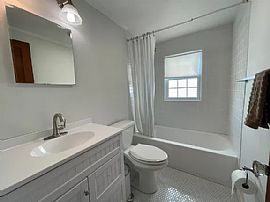 Beautiful Two/three Bedrooms Cape  in Stratford, CT (Photo 8 of 12)