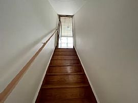 Beautiful Two/three Bedrooms Cape  in Stratford, CT (Photo 9 of 12)