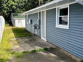 Brand New Everything. Fully Renovated House in New Britain, CT (Photo 3 of 11)