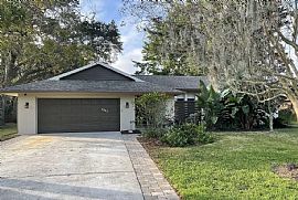 3963 Country View Dr, Sarasota, Fl 34233 in Sarasota, FL