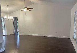 3963 Country View Dr, Sarasota, Fl 34233 in Sarasota, FL (Photo 2 of 12)