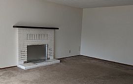 35633 Zephyr Way, Pleasant Hill, Or 97455 . Awesome House in Pleasant Hill, OR (Photo 4 of 11)