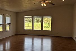 35633 Zephyr Way, Pleasant Hill, Or 97455 . Awesome House in Pleasant Hill, OR (Photo 5 of 11)