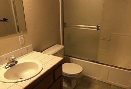 3109 Ne Cromwell Ct, Bend, Or 97701   Spacious House in Bend, OR (Photo 8 of 9)