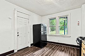 1934 Constitution Blvd, New Kensington, Pa 15068 . House Rent in New Kensington, PA (Photo 4 of 10)