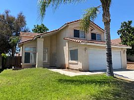 Sweet Single Family Home For Rent  in Riverside, CA