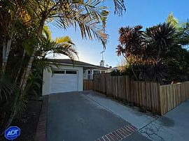 Sweet Single Family Home Rent  in Venice, CA