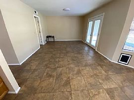 3918 W Mariposa Grande, Glendale, Az 85310 in Glendale, AZ (Photo 6 of 11)