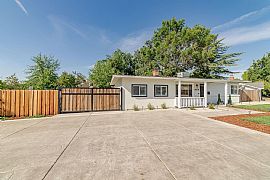 Beautiful, Fully Remodeled Ranch Style Home. in Sacramento, CA
