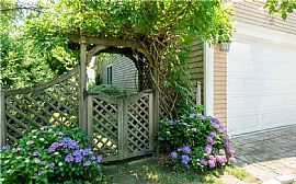 13 Shields St, Newport, Ri 02840 in Newport, RI (Photo 3 of 11)