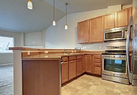 Charming 3 Bedroom 2.5 Bath Home For Rent  in Eagle River, AK (Photo 2 of 9)