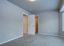 Charming 3 Bedroom 2.5 Bath Home For Rent  in Eagle River, AK (Photo 3 of 9)