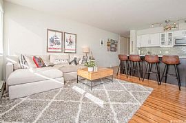 Beautifully Furnished 1bed 1.5bath in San Francisco, CA (Photo 5 of 12)