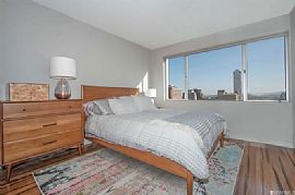 Beautifully Furnished 1bed 1.5bath in San Francisco, CA (Photo 8 of 12)