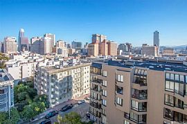 Beautifully Furnished 1bed 1.5bath in San Francisco, CA (Photo 9 of 12)