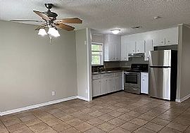 424 Fieldbrook Dr, Montgomery, Al 36117 in Montgomery, AL (Photo 2 of 12)