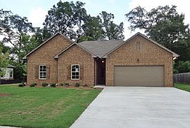 112 Falling Waters Ln, Maylene, Al 35114 in Maylene, AL