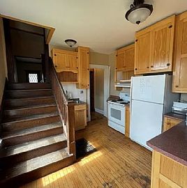 202 Balsam St, Spooner, Wi 54801 in Spooner, WI (Photo 2 of 12)