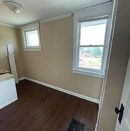 202 Balsam St, Spooner, Wi 54801 in Spooner, WI (Photo 6 of 12)