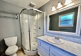 Beautiful 3 Bedroom 2 Bath Home For Rent  in Gresham, OR (Photo 8 of 8)