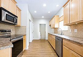 Beautiful 3 Bedroom 2 Bath Home For Rent  in North Plains, OR (Photo 2 of 8)