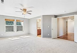 Amazing 3 Bedroom 2.5 Bath Home For Rent  in Redmond, OR (Photo 8 of 9)