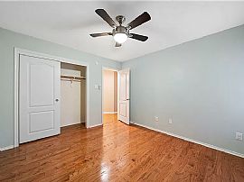 Charming 3 Bedroom 2 Bath Home For Rent  in Pflugerville, TX (Photo 5 of 12)