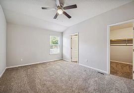 Beautiful 3 Bedroom 2 Bath Home For Rent  in Gardner, KS (Photo 3 of 9)