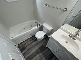 Beautiful 3 Bedroom 2 Bath Home For Rent  in Louisville, KY (Photo 5 of 8)