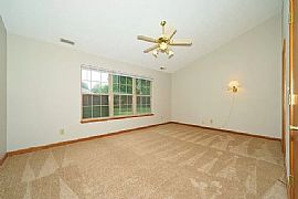 Beautiful 3 Bedroom 2 Bath Home For Rent  in Carmel, IN (Photo 3 of 10)