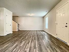 Beautiful 3 Bedroom 2.5 Bath Home For Rent  in Elwood, IN