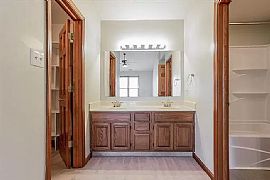 Beautiful 3 Bedroom 2 Bath Home For Rent  in Indianapolis, IN (Photo 5 of 9)