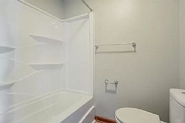 Beautiful 3 Bedroom 2 Bath Home For Rent  in Indianapolis, IN (Photo 7 of 9)