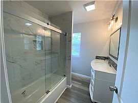 Beautiful 3 Bedroom 2 Bath Home For Rent  in Indianapolis, IN (Photo 10 of 10)