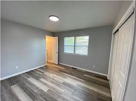 Beautiful 3 Bedroom 2 Bath Home For Rent  in Indianapolis, IN (Photo 6 of 10)