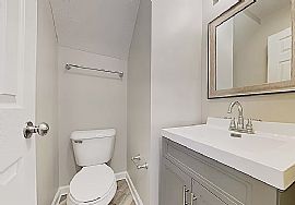 Beautiful 3 Bedroom 2.5 Bath Home For Rent  in Greenwood, IN (Photo 9 of 10)