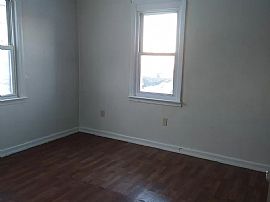 308 Ryder Ave, Clarksburg, Wv 26301 in Clarksburg, WV (Photo 5 of 6)