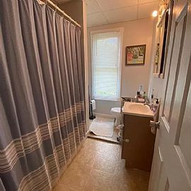 224 Bretz St, Morgantown, Wv 26505 in Morgantown, WV (Photo 5 of 8)